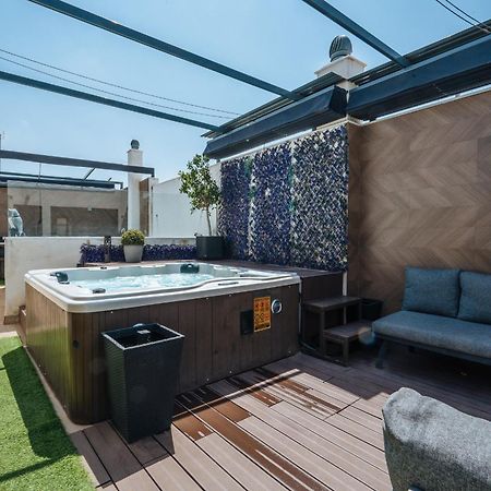 Elegant Duplex 3 Master Bedrooms And Private Севилья Экстерьер фото