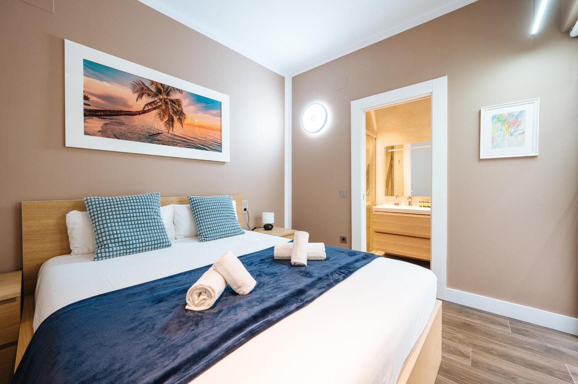Elegant Duplex 3 Master Bedrooms And Private Севилья Экстерьер фото