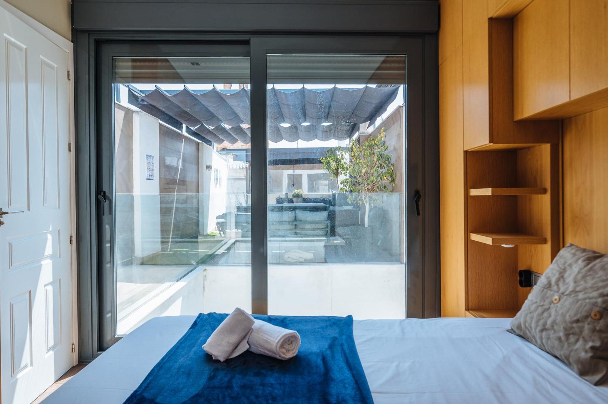Elegant Duplex 3 Master Bedrooms And Private Севилья Экстерьер фото
