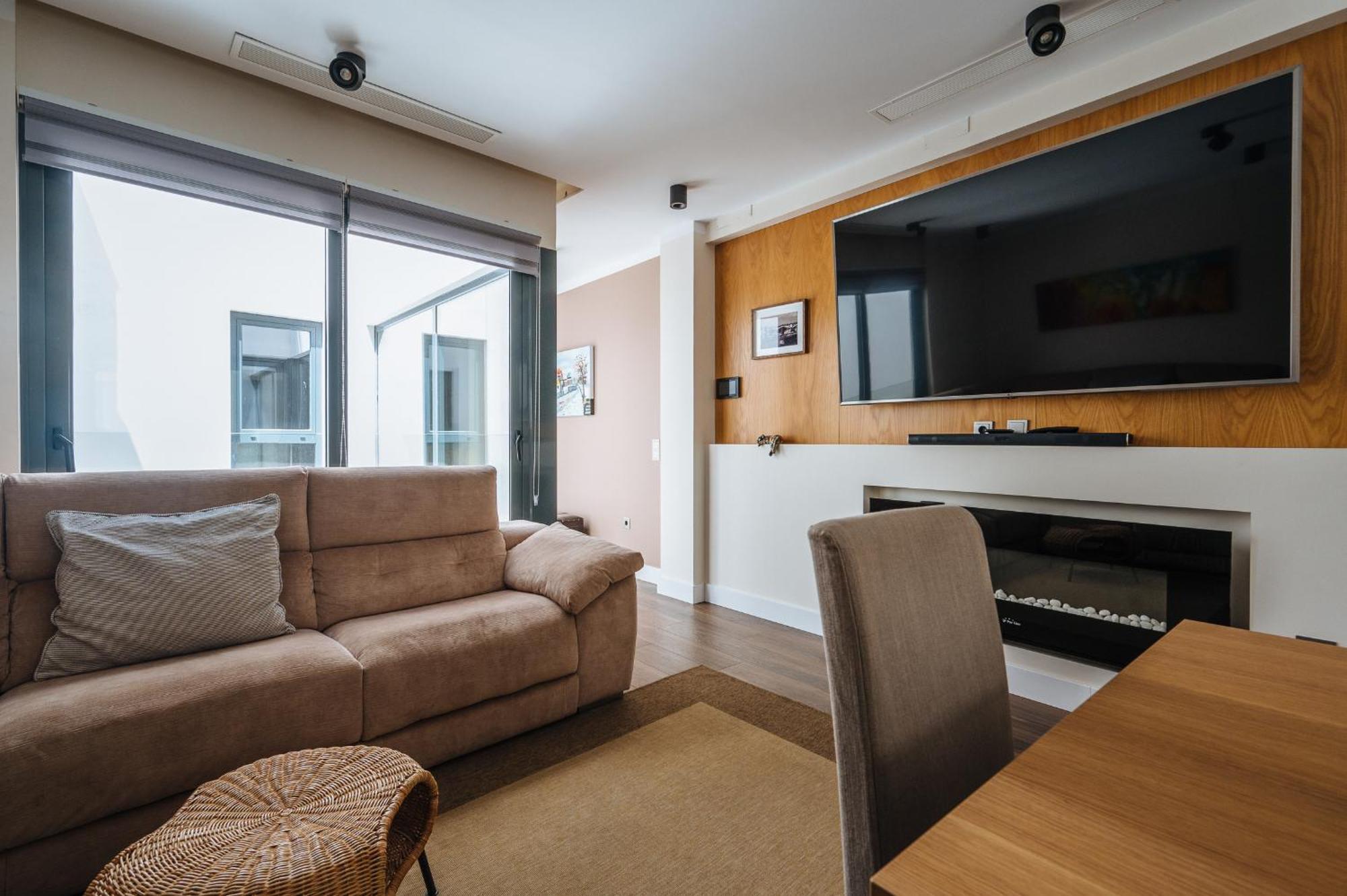 Elegant Duplex 3 Master Bedrooms And Private Севилья Экстерьер фото
