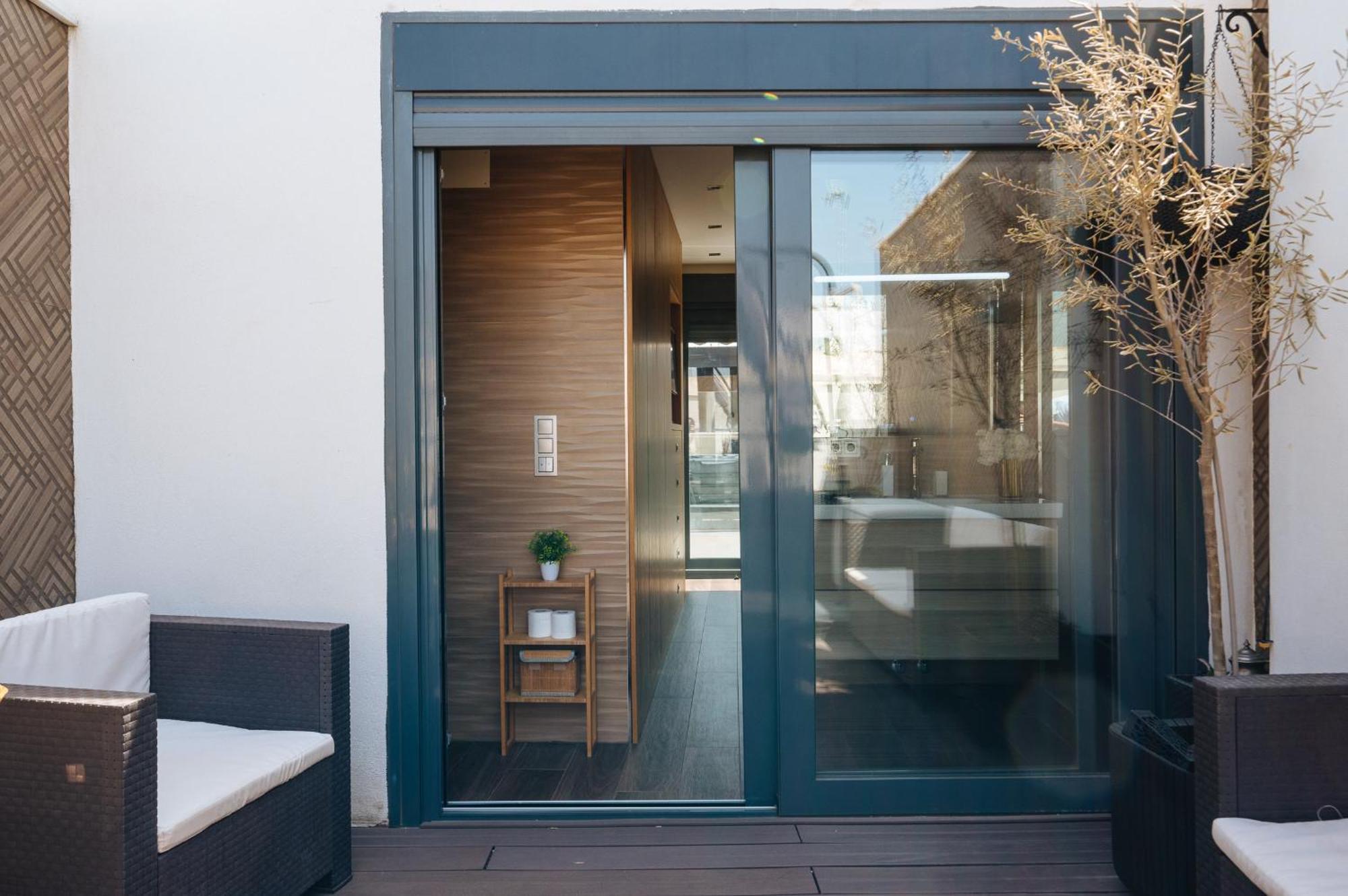 Elegant Duplex 3 Master Bedrooms And Private Севилья Экстерьер фото