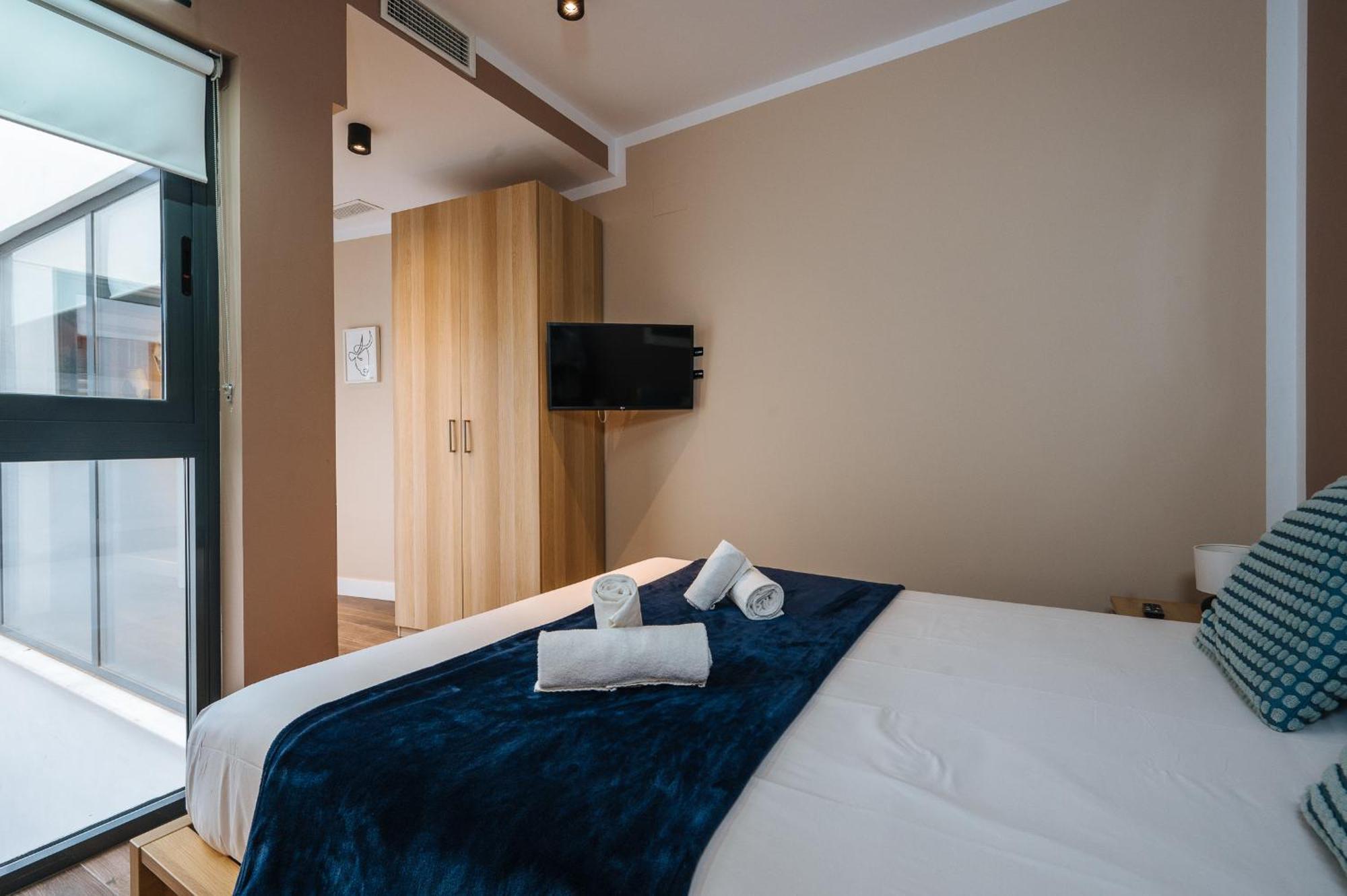 Elegant Duplex 3 Master Bedrooms And Private Севилья Экстерьер фото